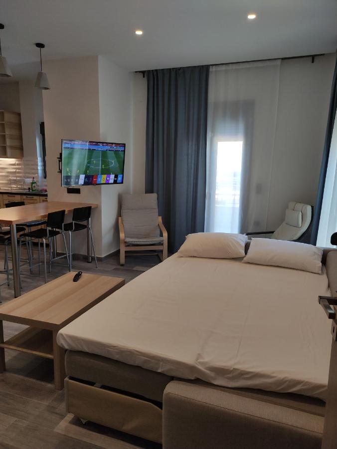 Bono Apartment Каламата Экстерьер фото
