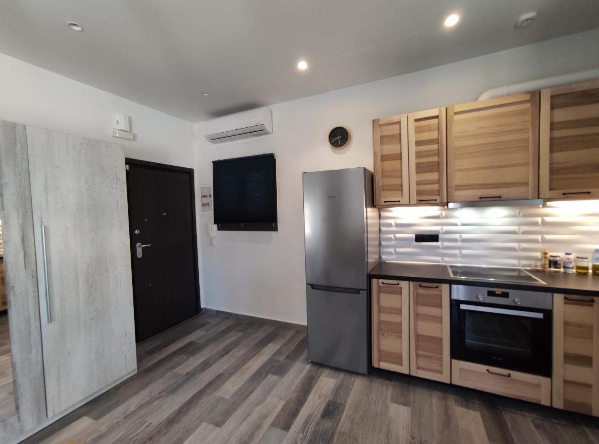Bono Apartment Каламата Экстерьер фото