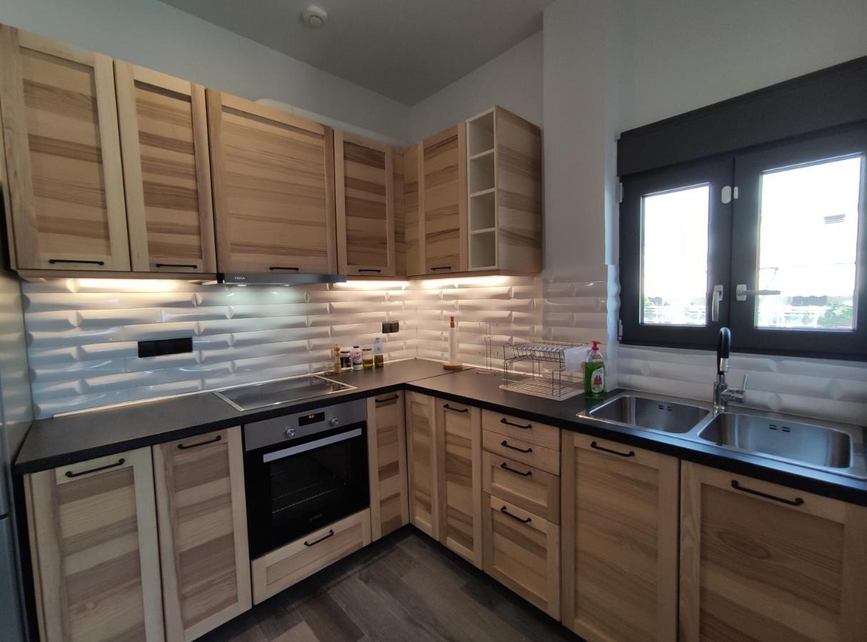 Bono Apartment Каламата Экстерьер фото